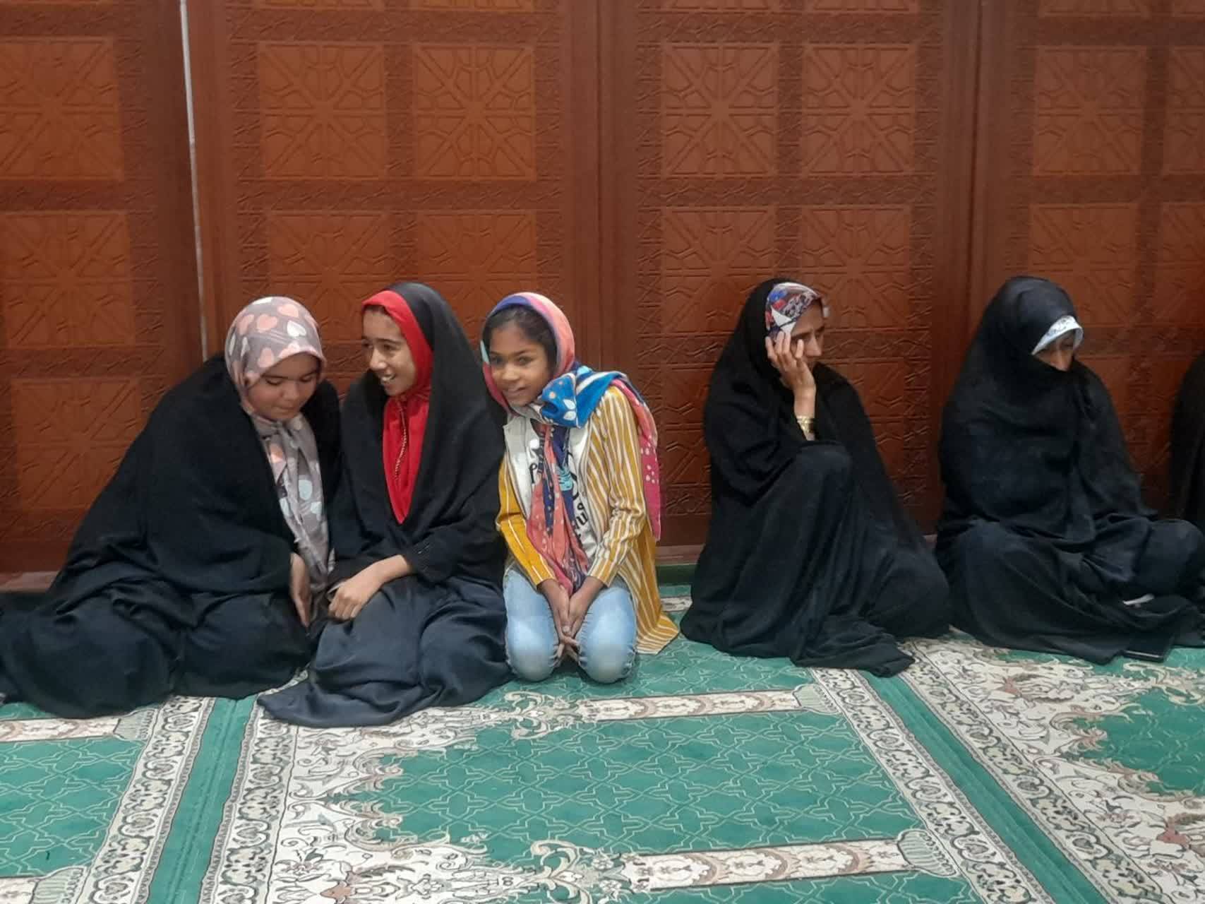 حضور دختران در مراسم جشن