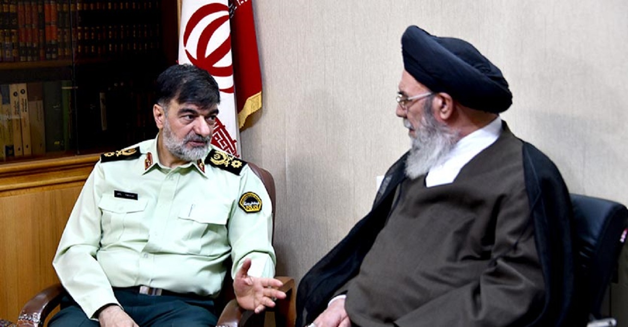 ایستادگی جان برکفان نیروی انتظامی در مقابل دشمنان
