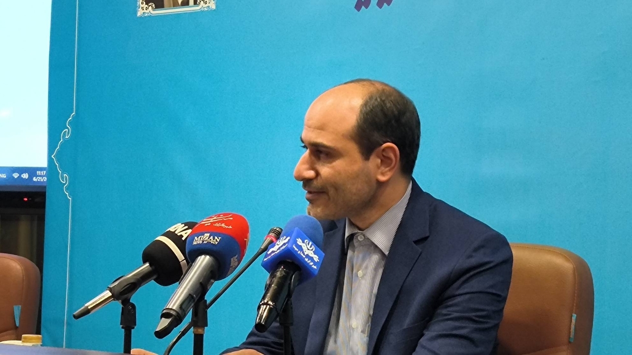 ارائه ۲۸ خدمت الکترونیک در پنجره واحد/ گواهی عدم سوءپیشینه یک روز کاری صادر می‌شود