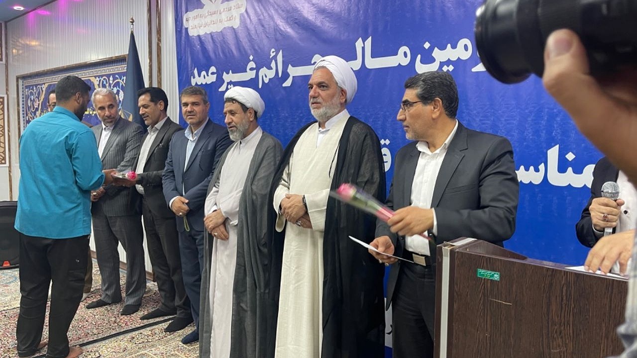 ۵۱ نفر از مددجویان زندان‌های استان کرمان آزاد شدند