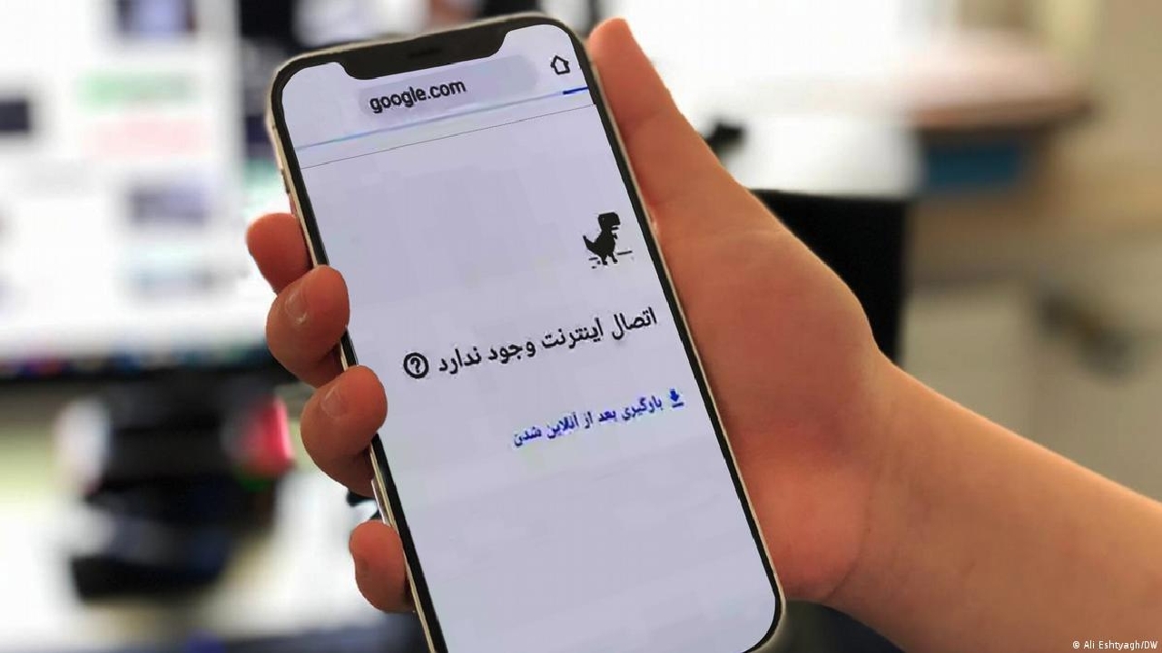 بهره مندی از اینترنت حق مردم است