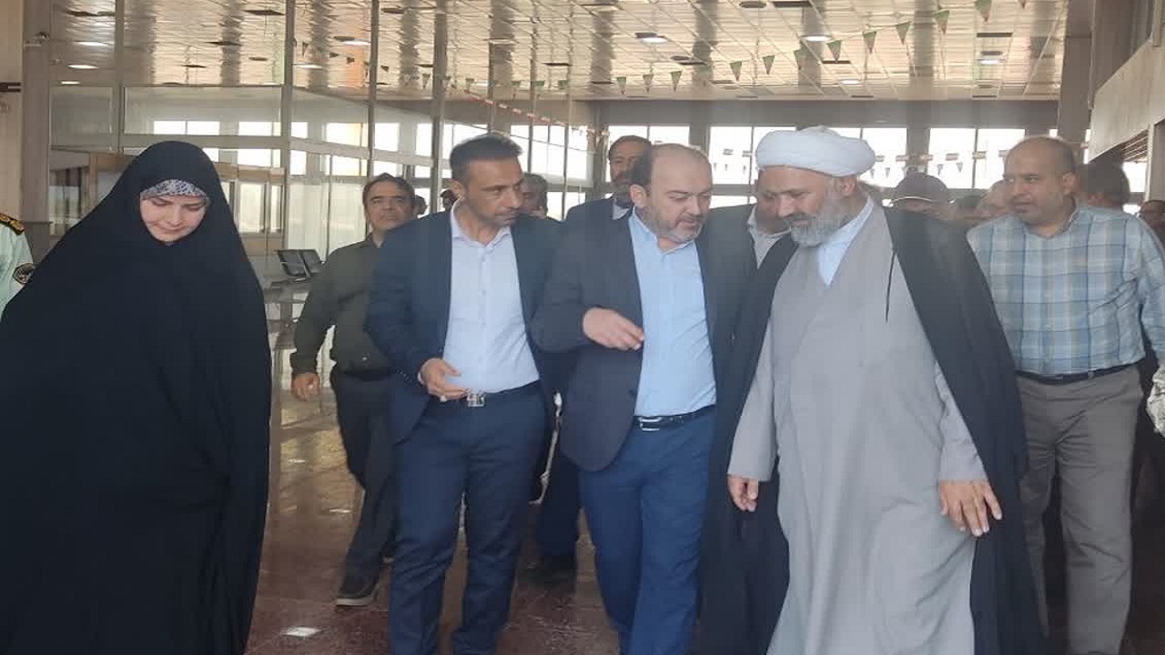 سفر اعضای کمیسیون اصل ۹۰ مجلس به جزیره بوموسی