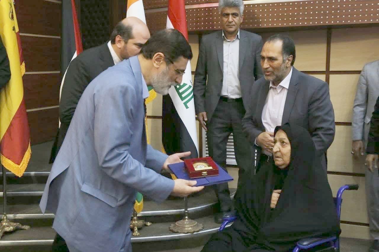 تجلیل از حماسه‌آفرینان عملیات بیت‌المقدس به مناسبت روز ایثار، مقاومت و پیروزی