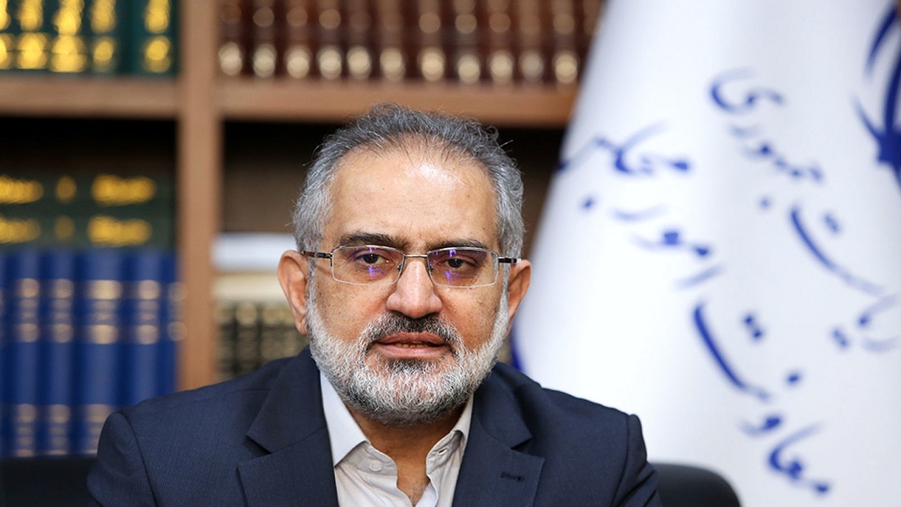 دولت دانشگاه را اتاق فکر خود می‌داند