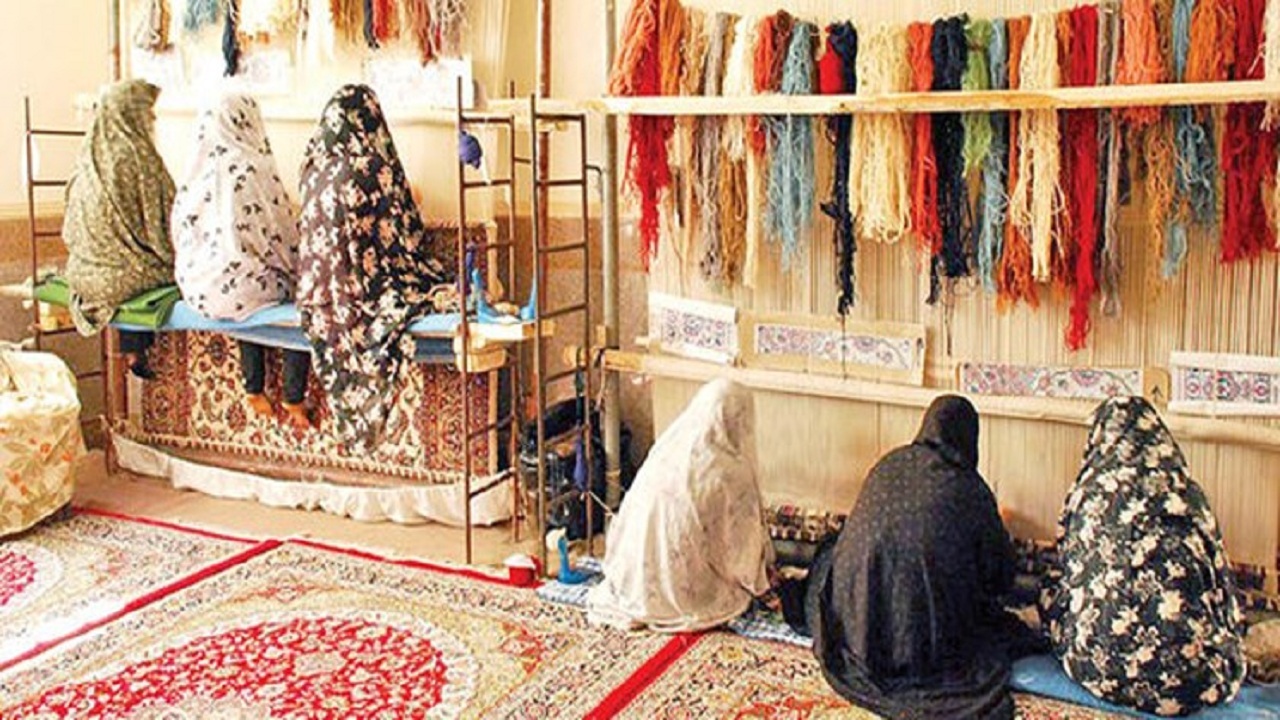 فعالیت ۶۳ هزار بافنده فرش در استان همدان