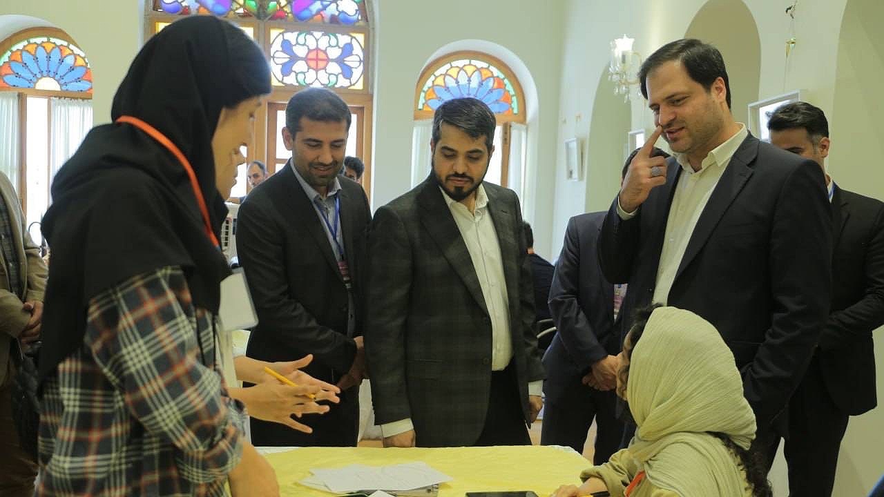 برگزاری بزرگترین رویداد طراحی مبلمان شهری کشور در خانه طهران
