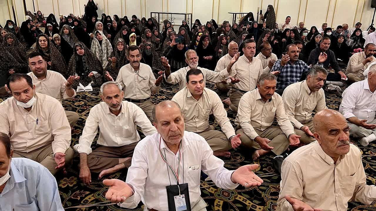 نخستین دعای ندبه زائران ایرانی در مدینه منوره