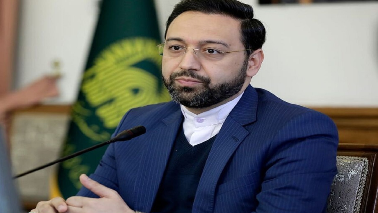 وجود مرقد امام رضا(ع) در مشهد، مبدا تحول کشور است
