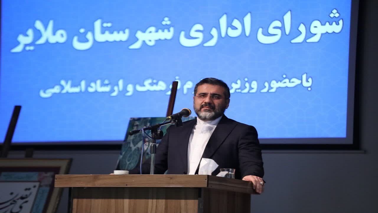 فرهنگ حوزه اصلی برای پیشبرد اهداف انقلاب است