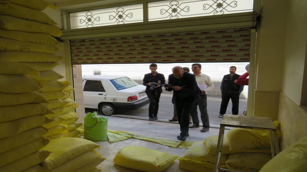 کام محتکران ۳۲ تُن شکر در قم تلخ شد