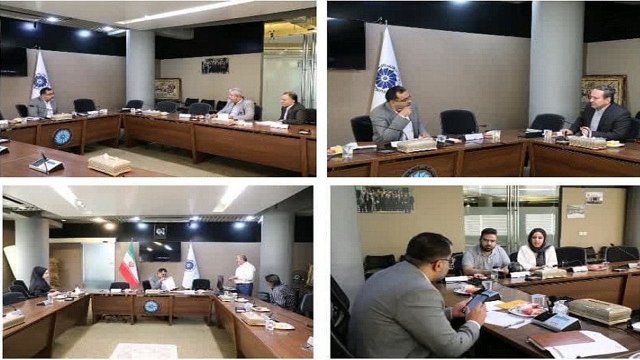 برپایی میز خدمت اقتصادی در شیراز