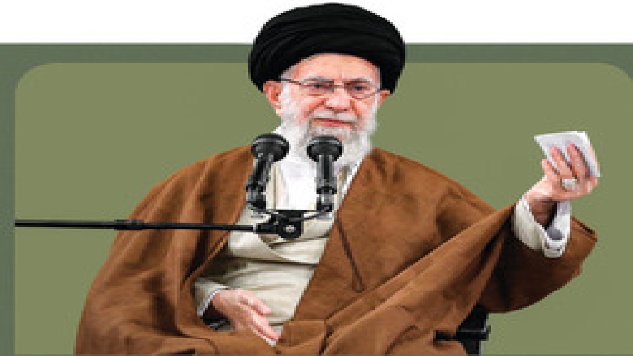 مروری بر دیدگاه‌های رهبر معظم انقلاب درباره سیاست خارجی انقلاب اسلامی