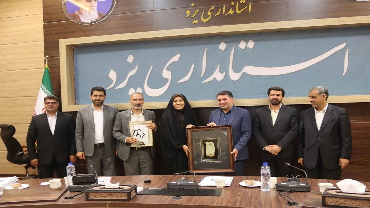 کسب رتبه برتر ملی توسط تعاونی دهیاری‌های بخش طارم سفلی