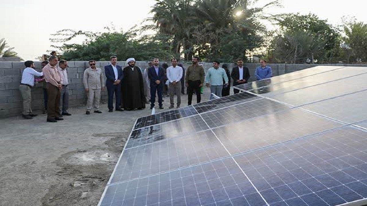 بهره برداری از ۳۰ نیروگاه خورشیدی خانگی در جاسک