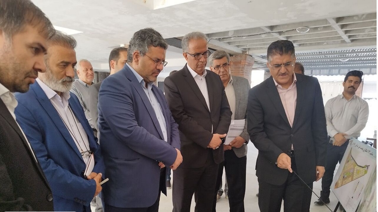 بازدید معاون مسکن وزیر راه و شهرسازی از طرح نهضت ملی مسکن زاهدان