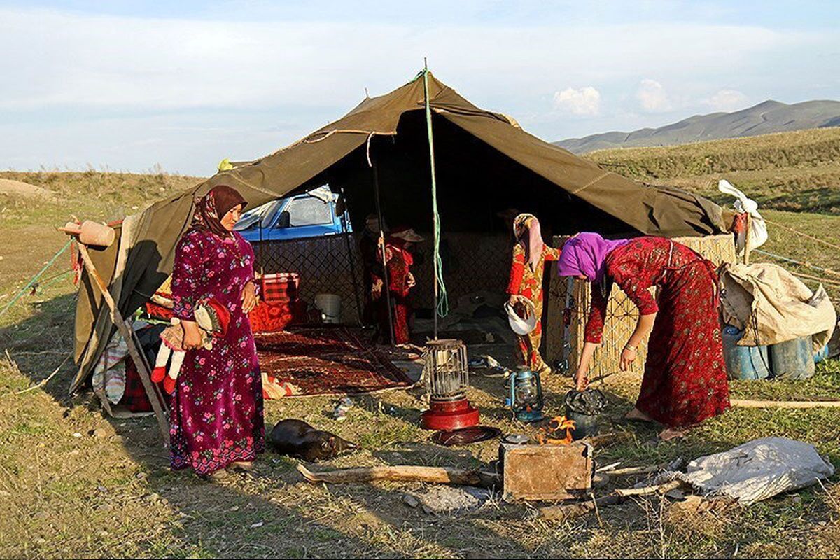 جشنواره سراسری اقوام ایران زمین در لرستان همگرایی ملی را به دنبال دارد