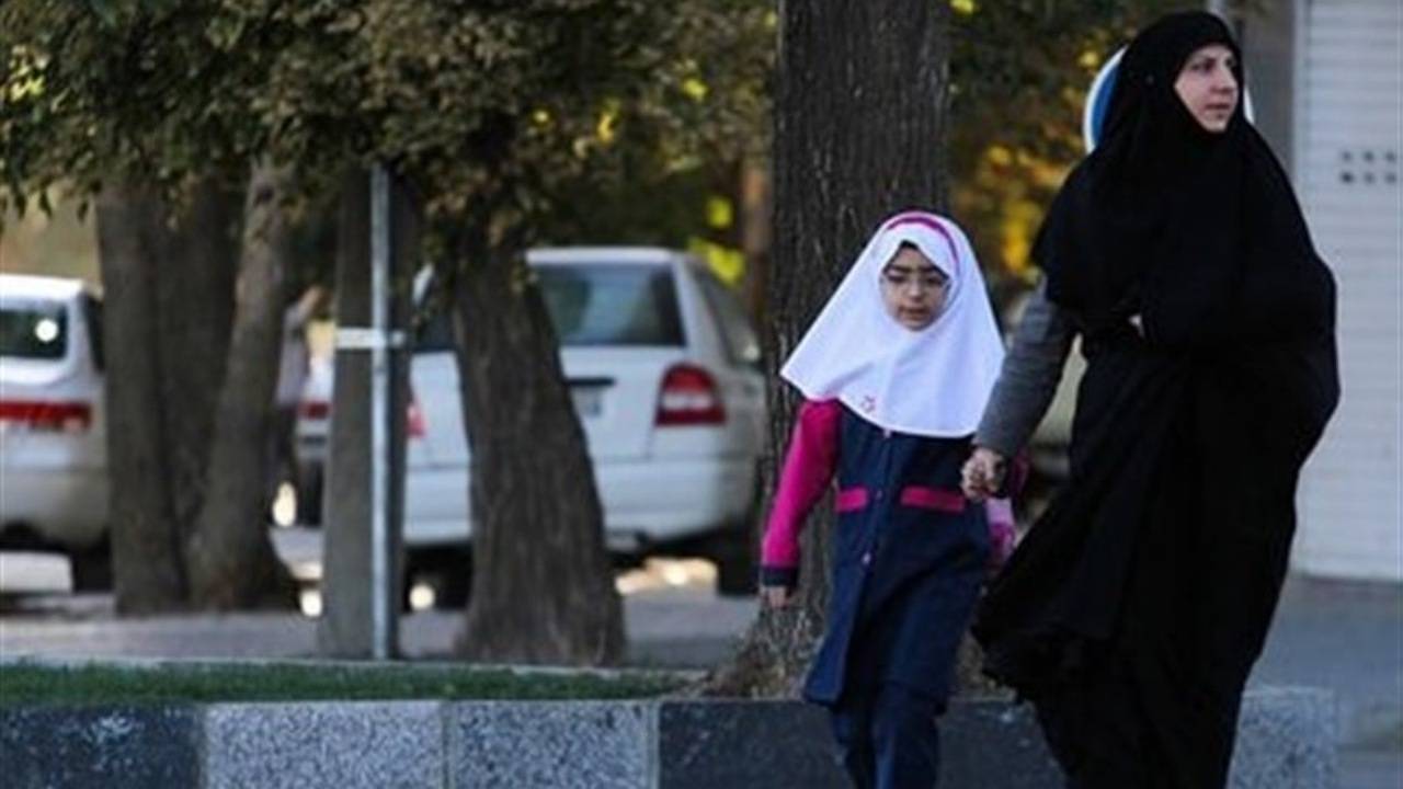 دریافت وجه نقد در مدارس ممنوع!