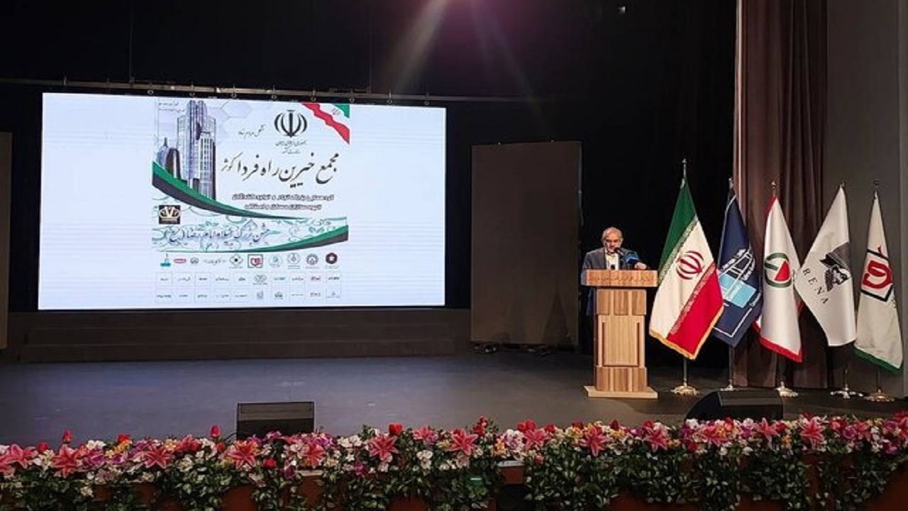 فعالیت دولت برای بهبود شرایط مردم منافاتی با تلاش خیرین ندارد