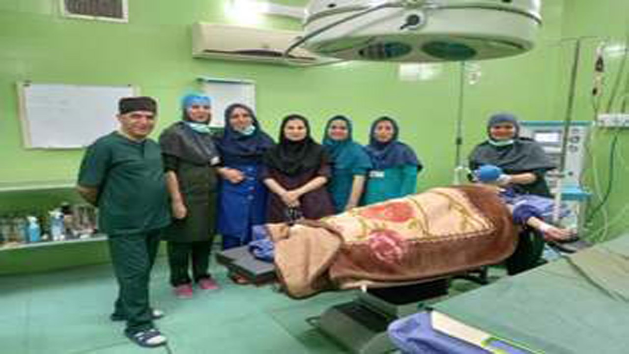 عمل جراحی نادر برای خارج کردن توده‌های ۱۰ کیلویی از شکم خواهران دوقلو