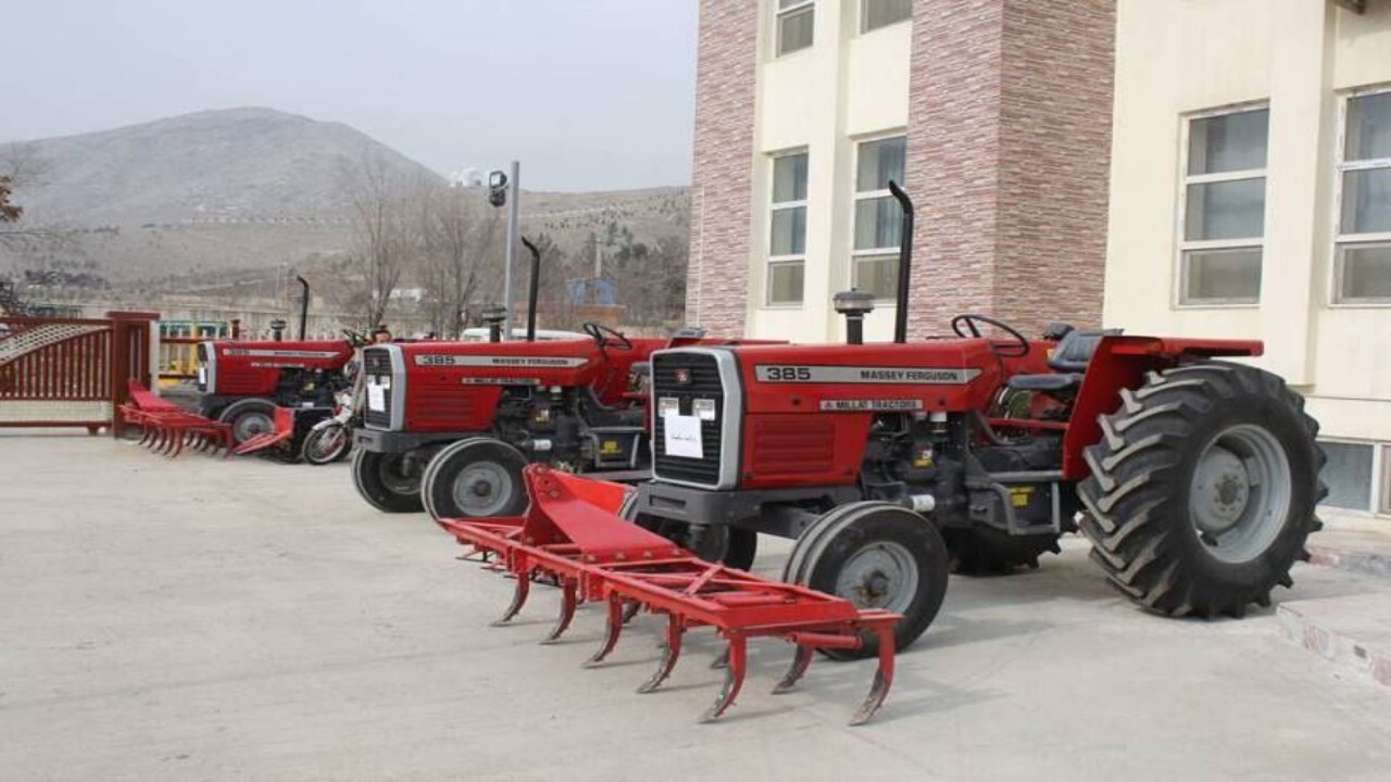 قیمت گمرکی تراکتورهای پاکستانی در افغانستان کاهش یافت