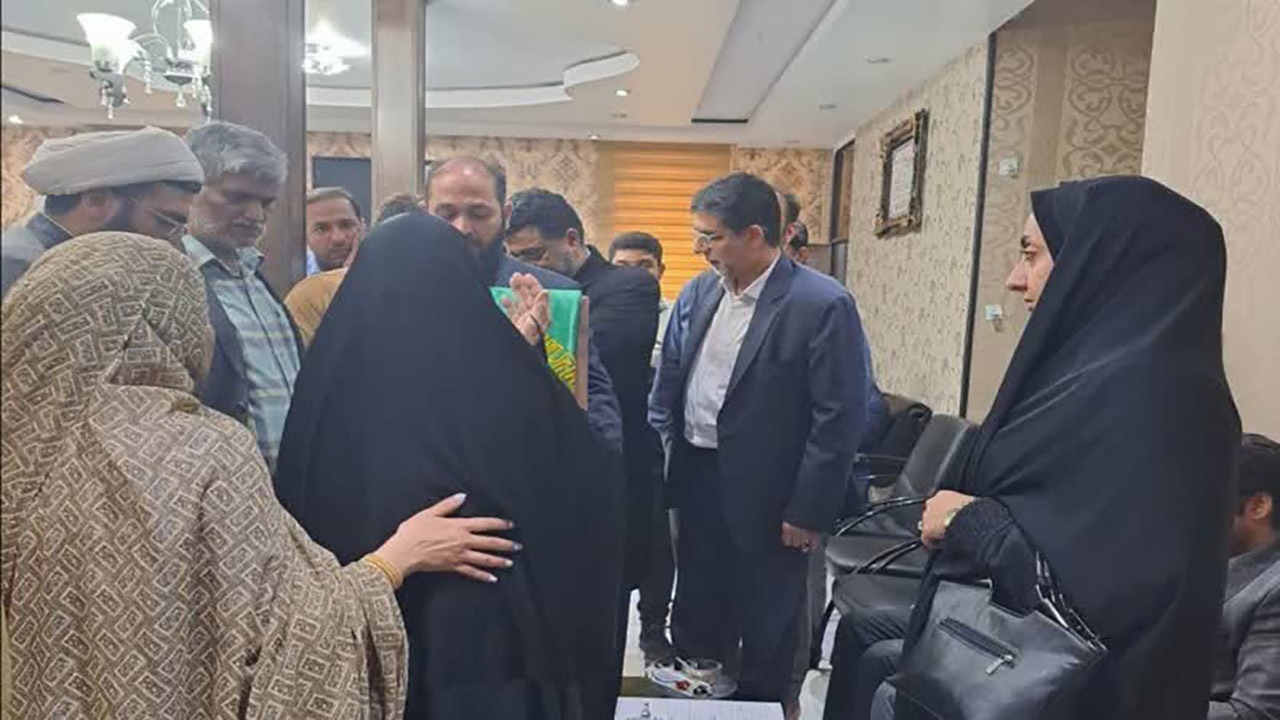جوان محکوم به قصاص با وساطت خادمان امام رضا (ع) در زندان بندرعباس بخشیده شد
