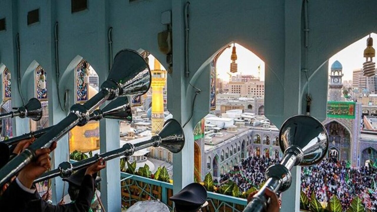 نقاره زنی؛ آئینی به قدمت ۵ قرن در حرم مطهر رضوی