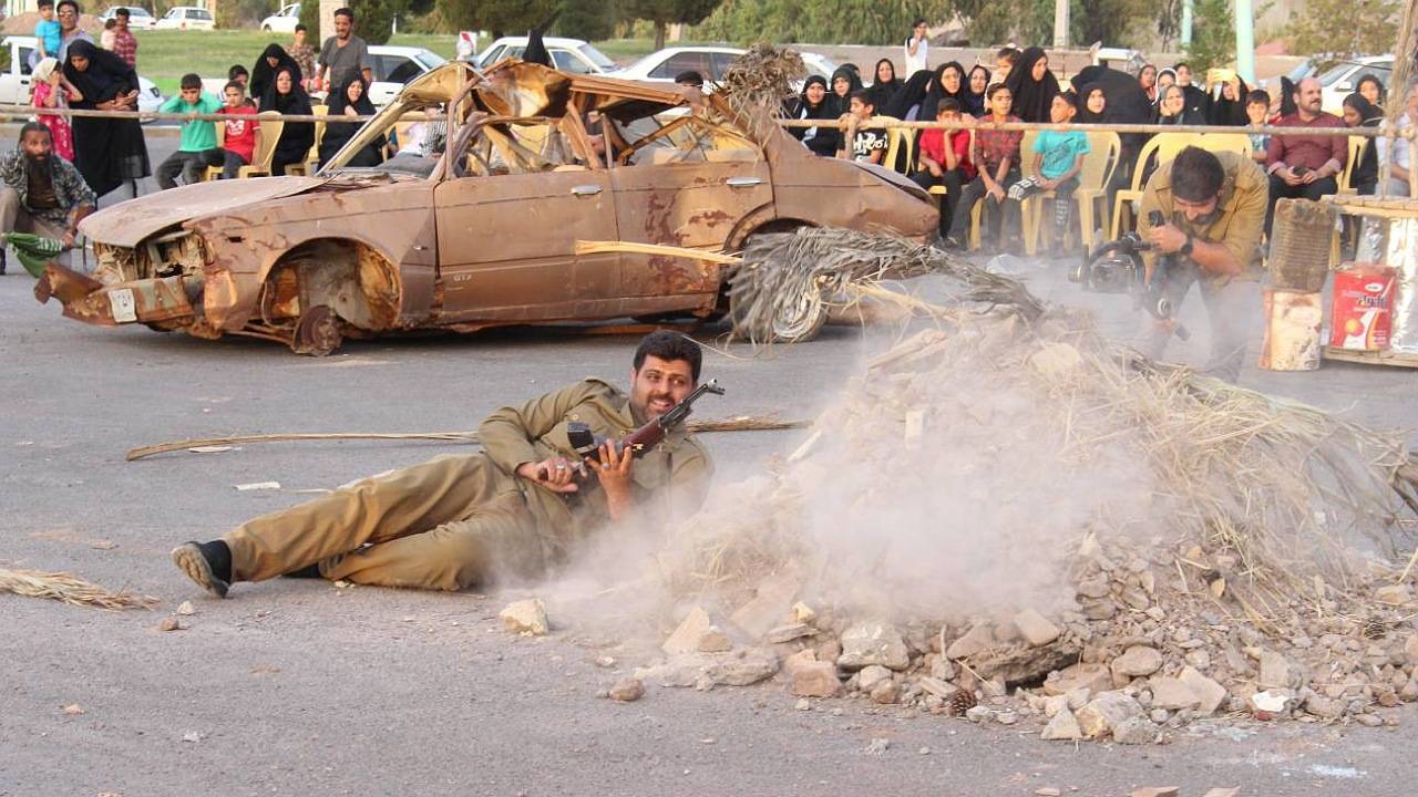 آغاز به کار تئاتر محیطی آزادسازی خرمشهر در رفسنجان