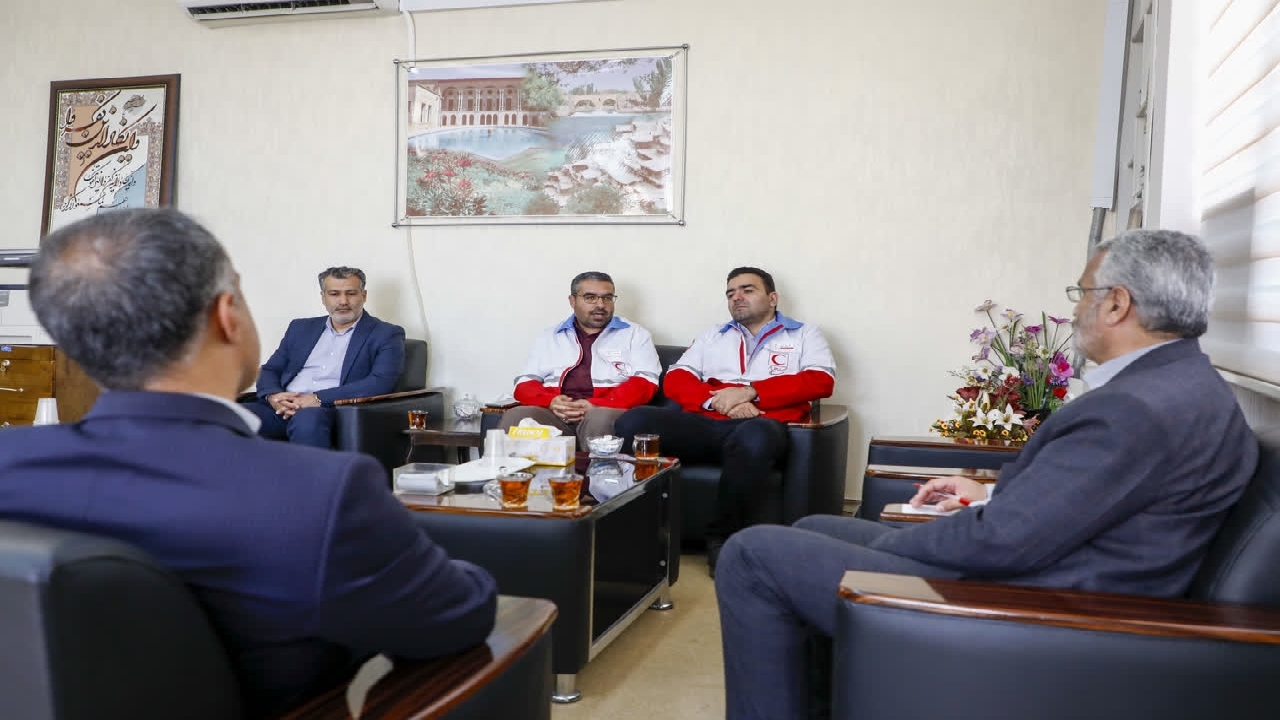 چهارمحال و بختیاری جزو سه استان برتر کشور در فعالیت‌های هلال احمر است