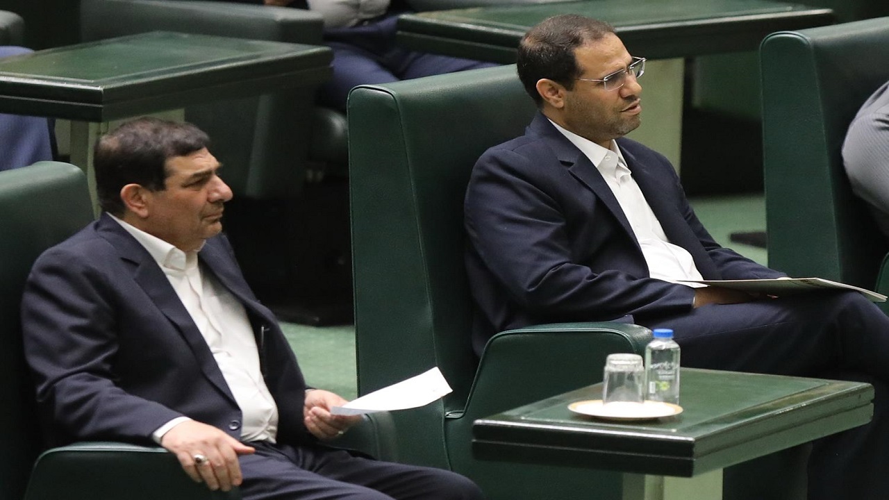 صحرایی از مجلس رای اعتماد گرفت