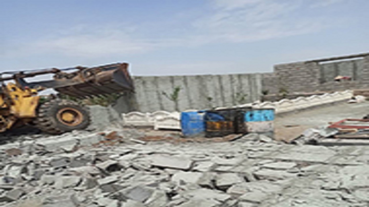قلع و قمع ۱۱ بنای غیرمجاز در شهرستان قزوین