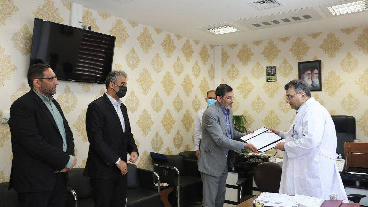 قدردانی نماینده وزیر ورزش از کادر درمان بیمارستان باهنر کرمان + تصاویر
