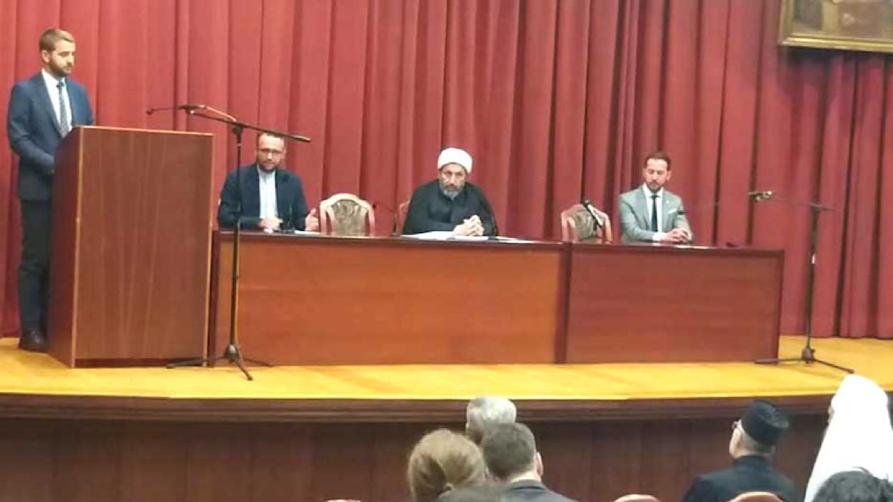 ادیان الهی چراغ هدایت بشر در دوران بحران هویت جهان معاصر هستند