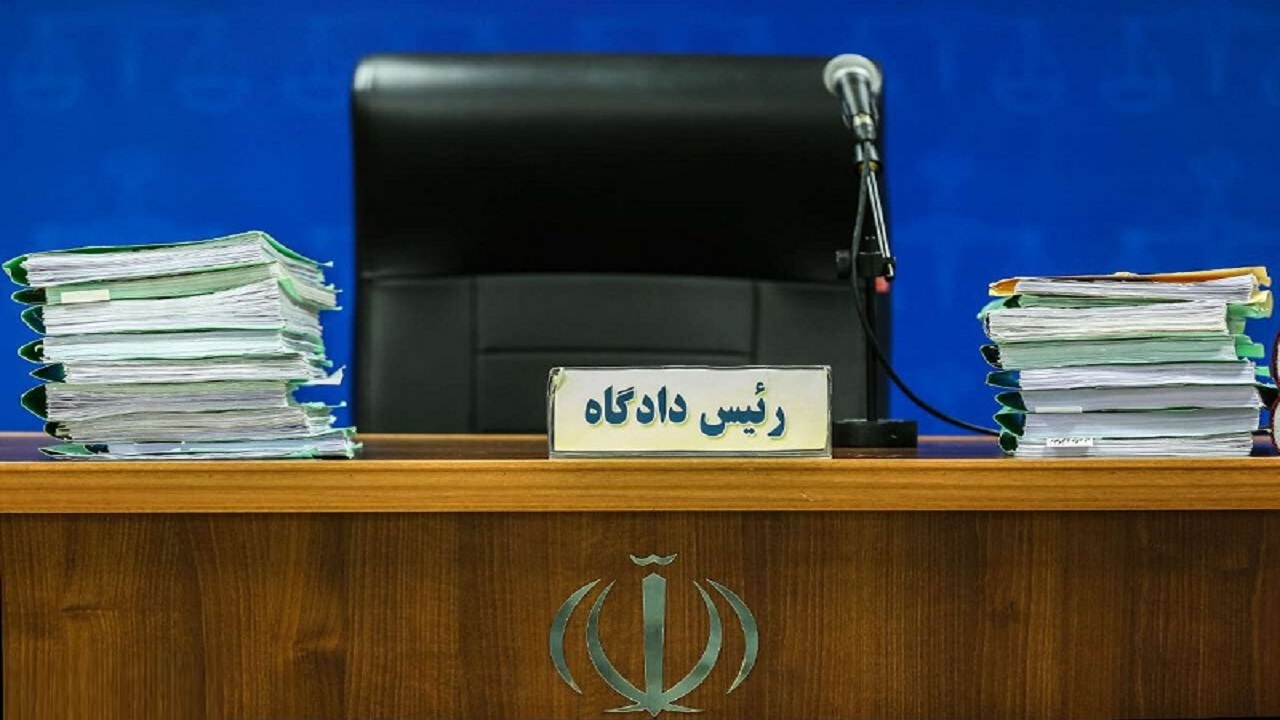 اظهارات خلاف واقع وکیل الهه محمدی در رابطه با جلسه اول دادگاه
