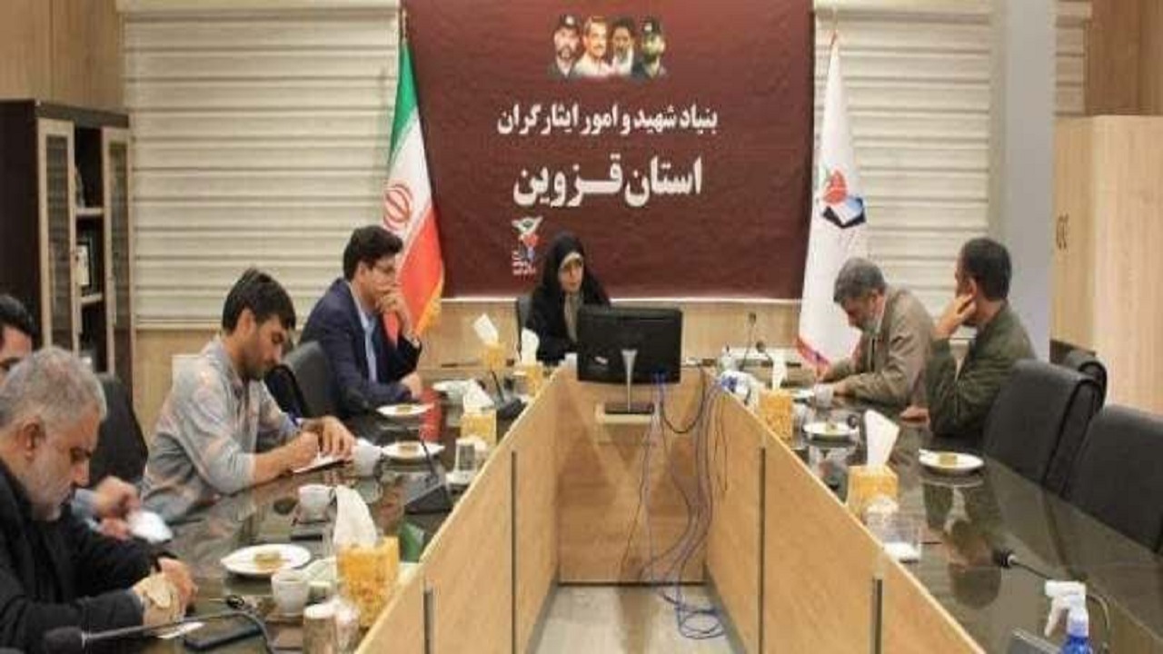 دستاورد‌های انقلاب باید برای نسل نو بازگو شود