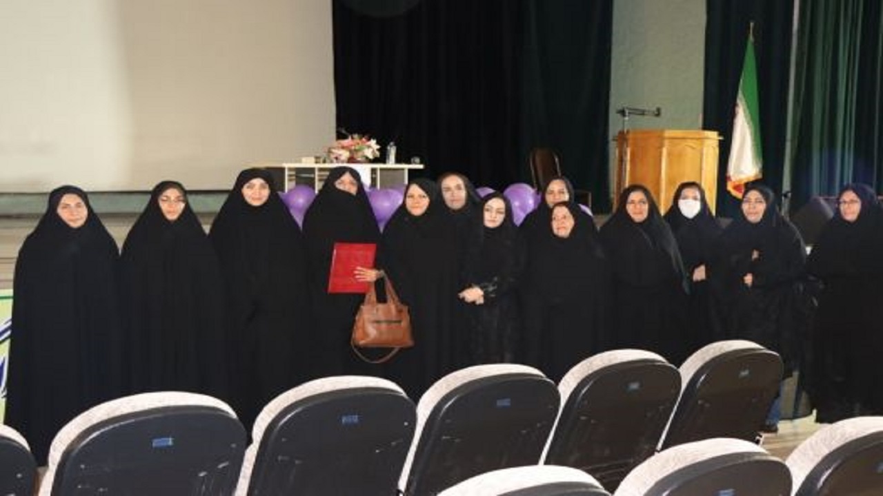 برپایی کارگاه‌های تابستانی خانواده در بروجن