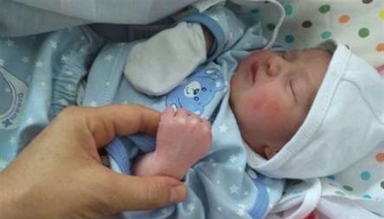 ماجرای فروش نوزاد در اصفهان ختم به خیر شد