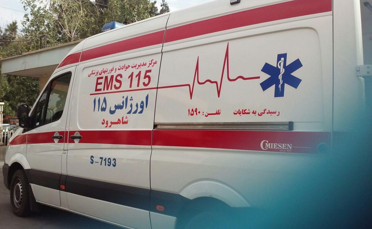 مسمومیت ۱۳ نفر در یک رستوران