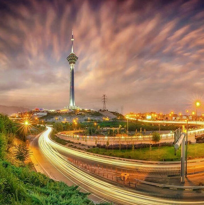 رصد آسمان پایتخت از برج میلاد تهران