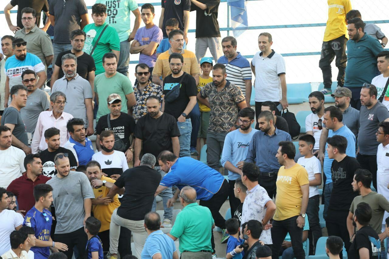 بازداشت عاملان ضرب و شتم تماشاگران تمرینات استقلال + فیلم