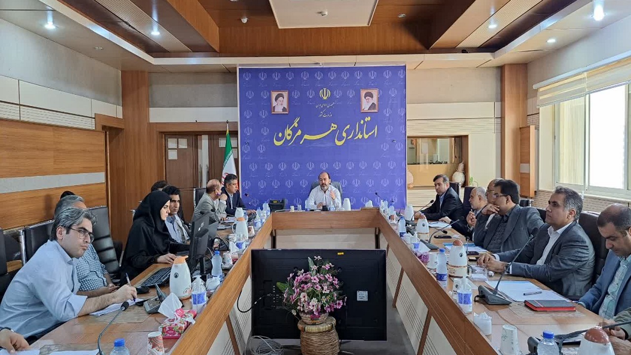 تاکید استاندار هرمزگان بر اجرای کامل طرح نهضت ملی مسکن