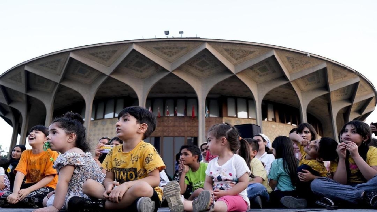 هنرمندان ارمنستان با «دریاچه قو» به تالار قشقایی می‌آیند
