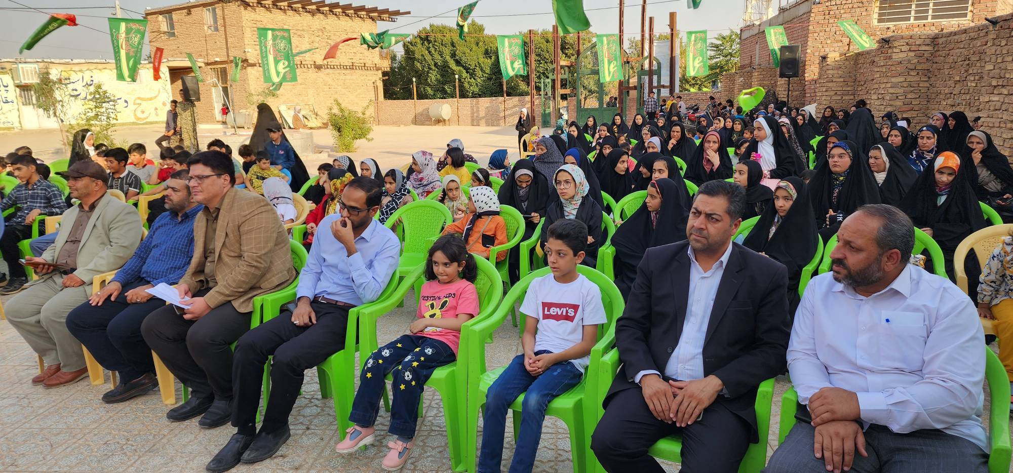 طرح ملی مسجد کانون نشاط در روستای رحیم آباد کلید خورد