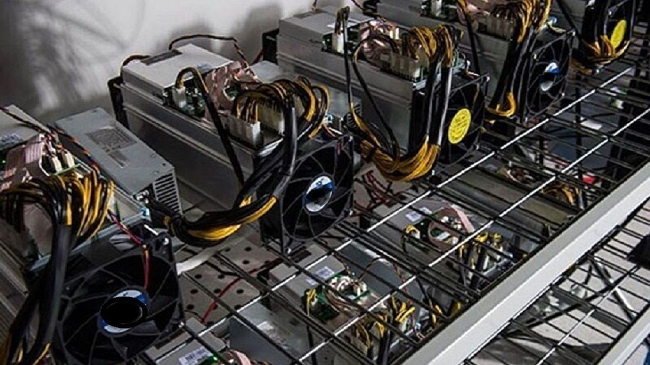توقیف۳۵ دستگاه استخراج غیرمجاز رمز ارز در خرم آباد