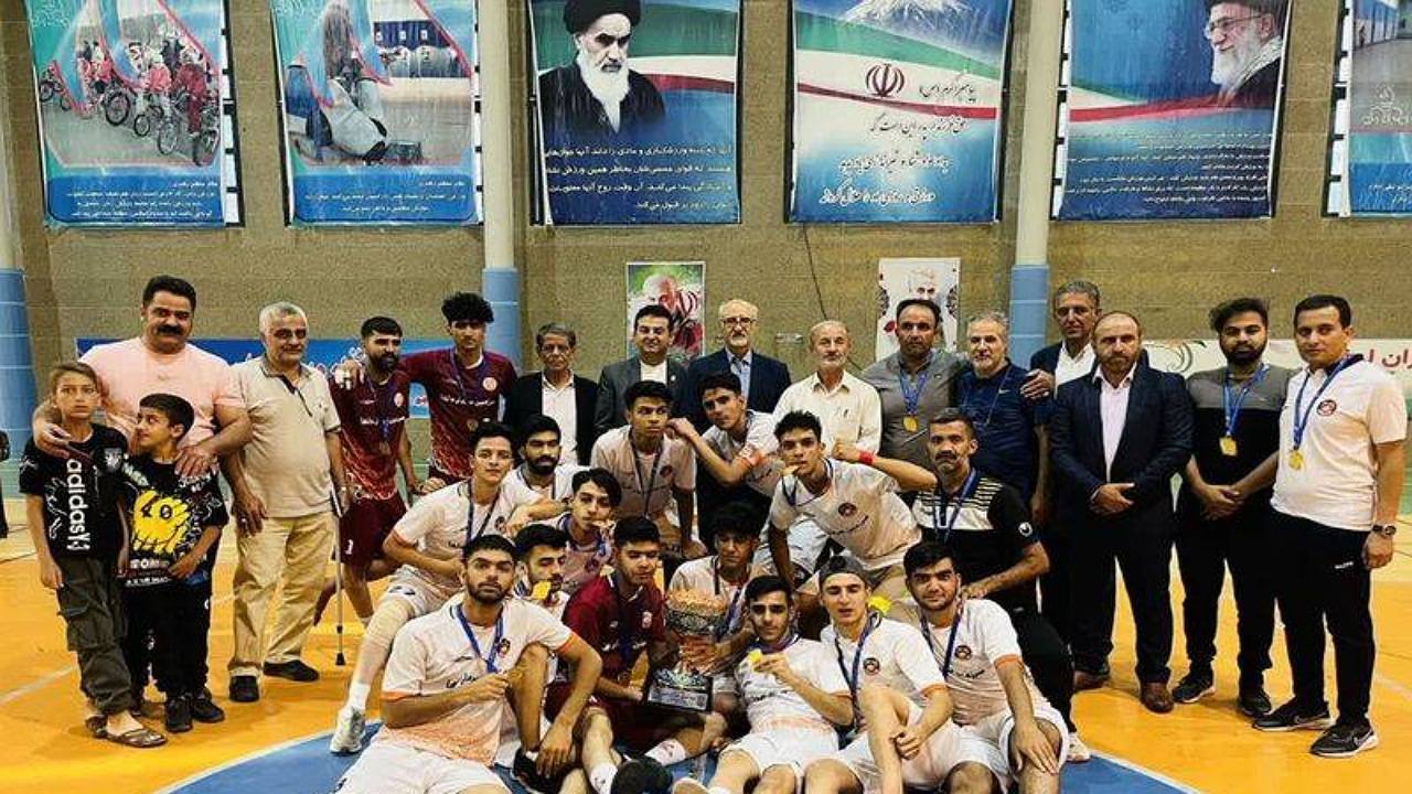فوتسالیست‌های کرمانی قهرمان لیگ مناطق کشور شدند