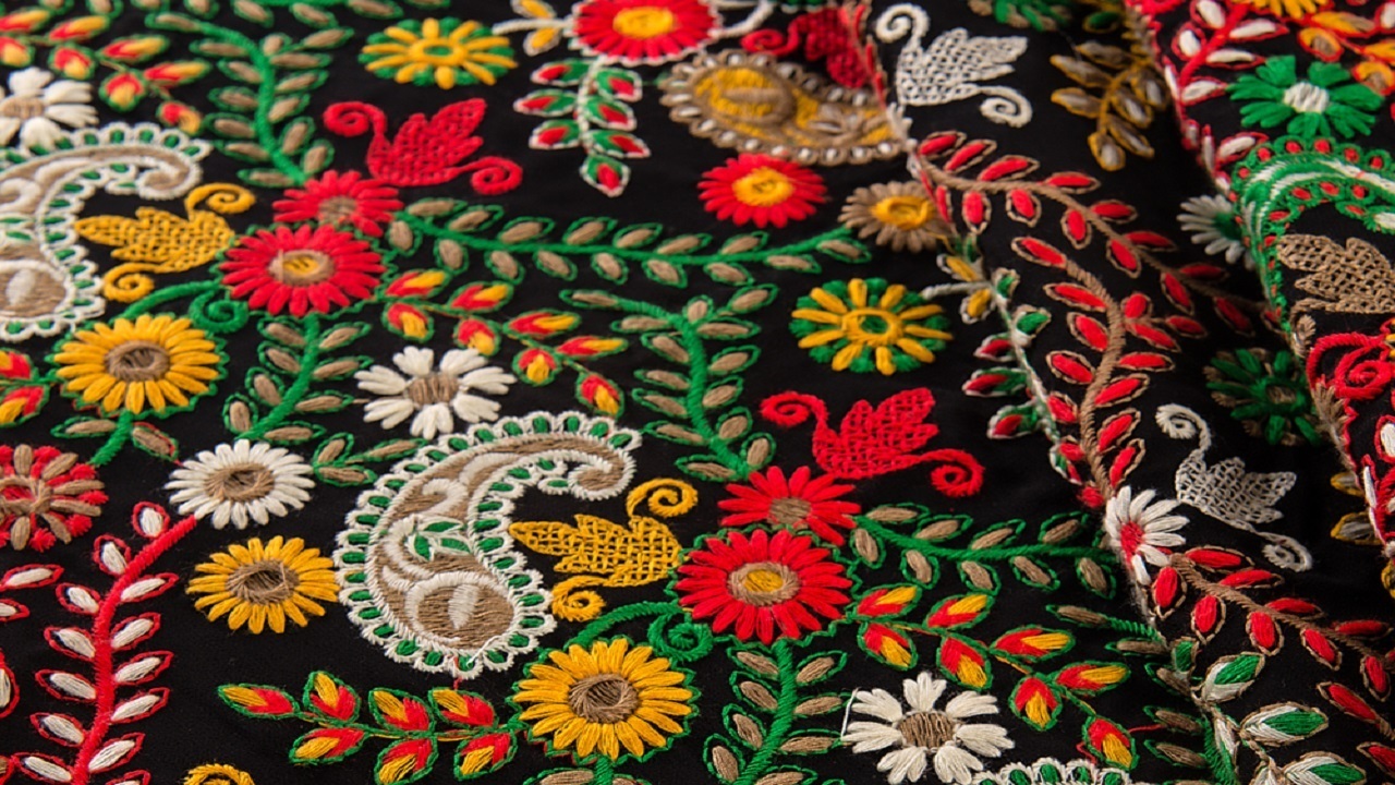 بخشی از صنایع‌دستی سمنان با محتوای فرهنگ رضوی تولید می‌شود