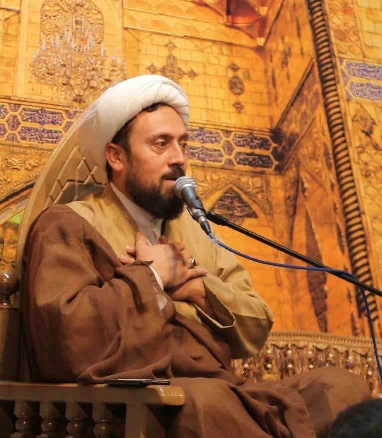 مزاسم سخنرانی به مناسبت عید غدیر