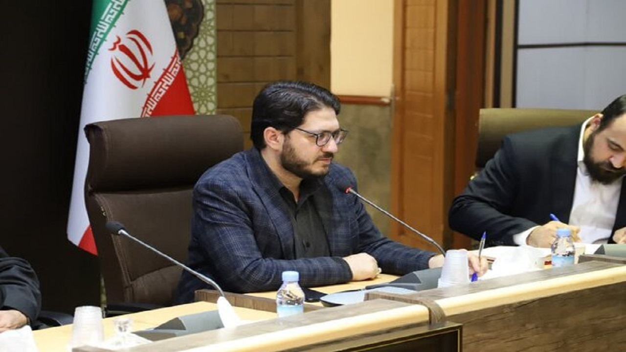 قم سالانه میزبان یک میلیون زائر عراقی است