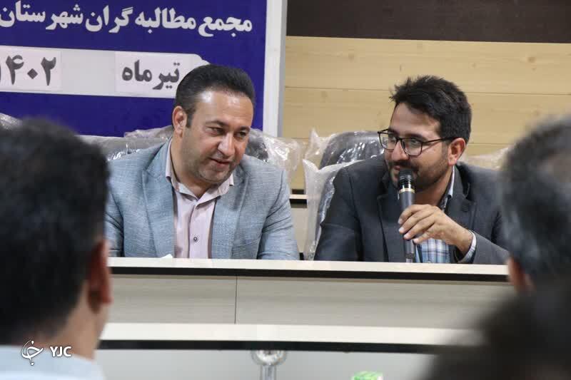 مطالبه‌گران بازوان مسئولان هستند