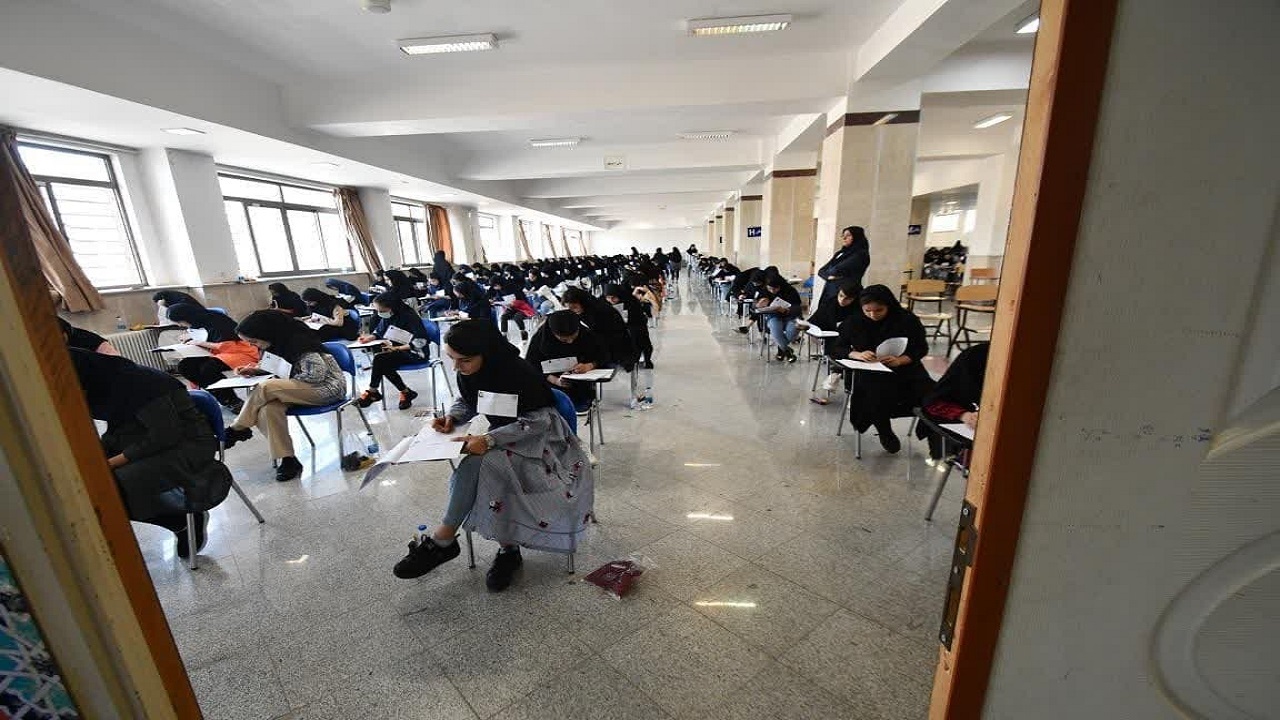 آغاز رقابت داوطلبان کنکور تجربی در آذربایجان غربی