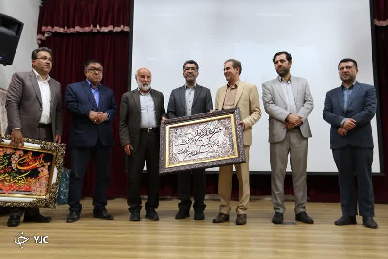 ارزش کار ورزشی نویسان کمتر از قهرمانان ورزشی نیست